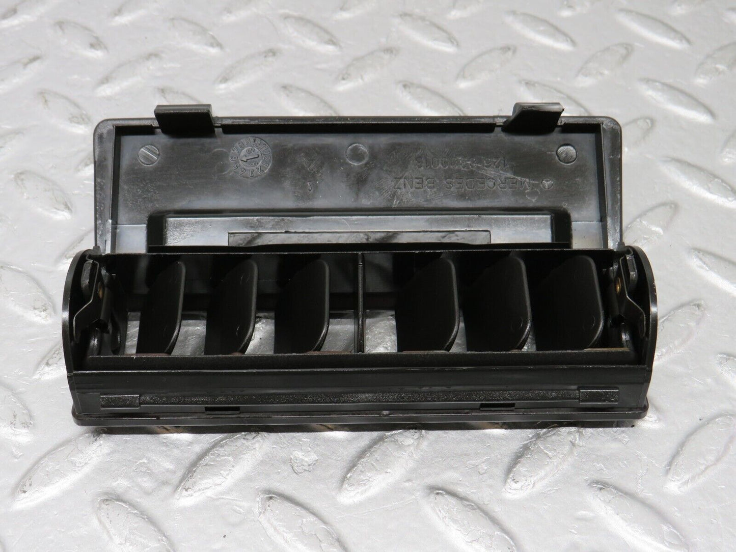 36187 Mercedes-Benz W126 420SE Centre Console Air Vent 1268300013