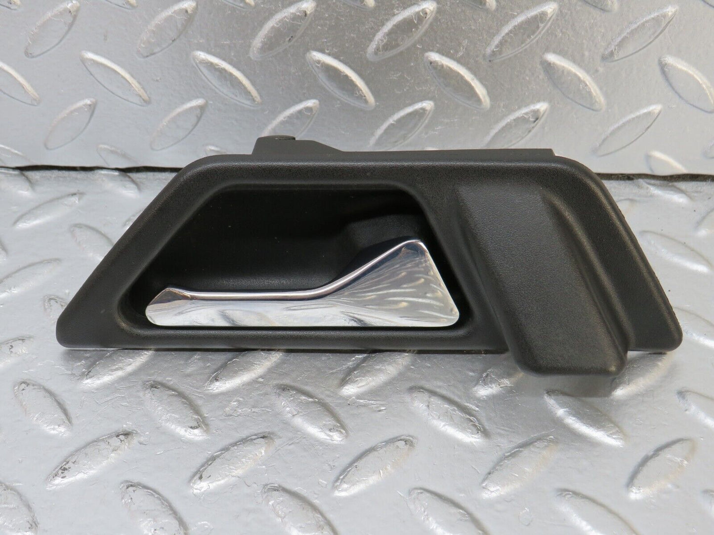 33906 Mercedes-Benz W124 260E Interior Door Handle Front Right 1247600261