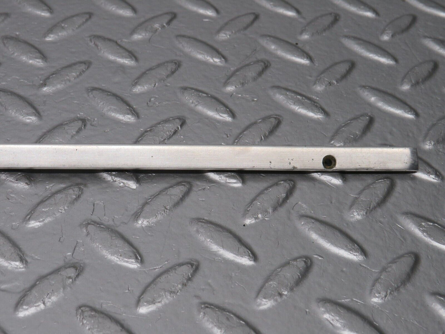 0743 Mercedes-Benz C107 350SLC Coupe Sunroof Chrome Trim