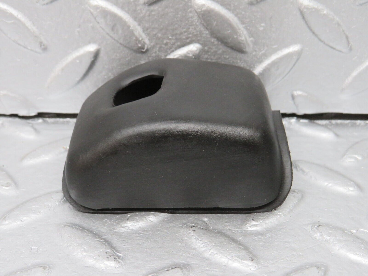 40327 Mercedes-Benz W110 230 Indicator Stalk Rubber Cover 1084620096
