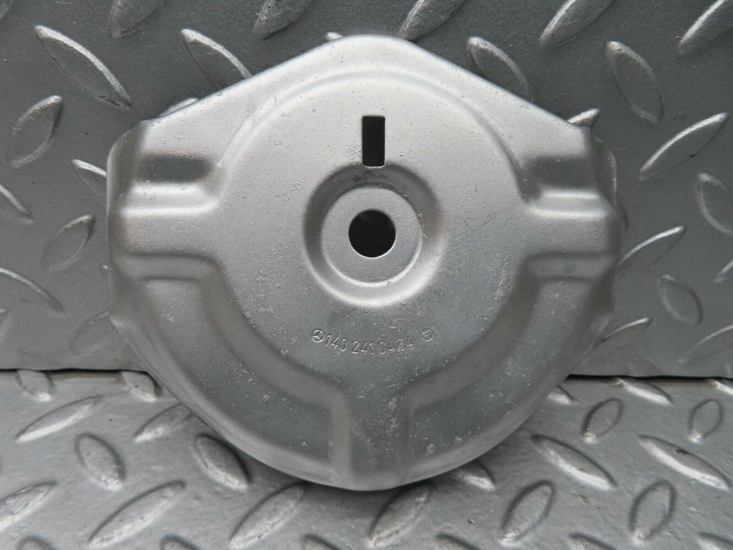 15091 Mercedes-Benz W140 S320 Engine Mount Bracket Heat Shield Left Side