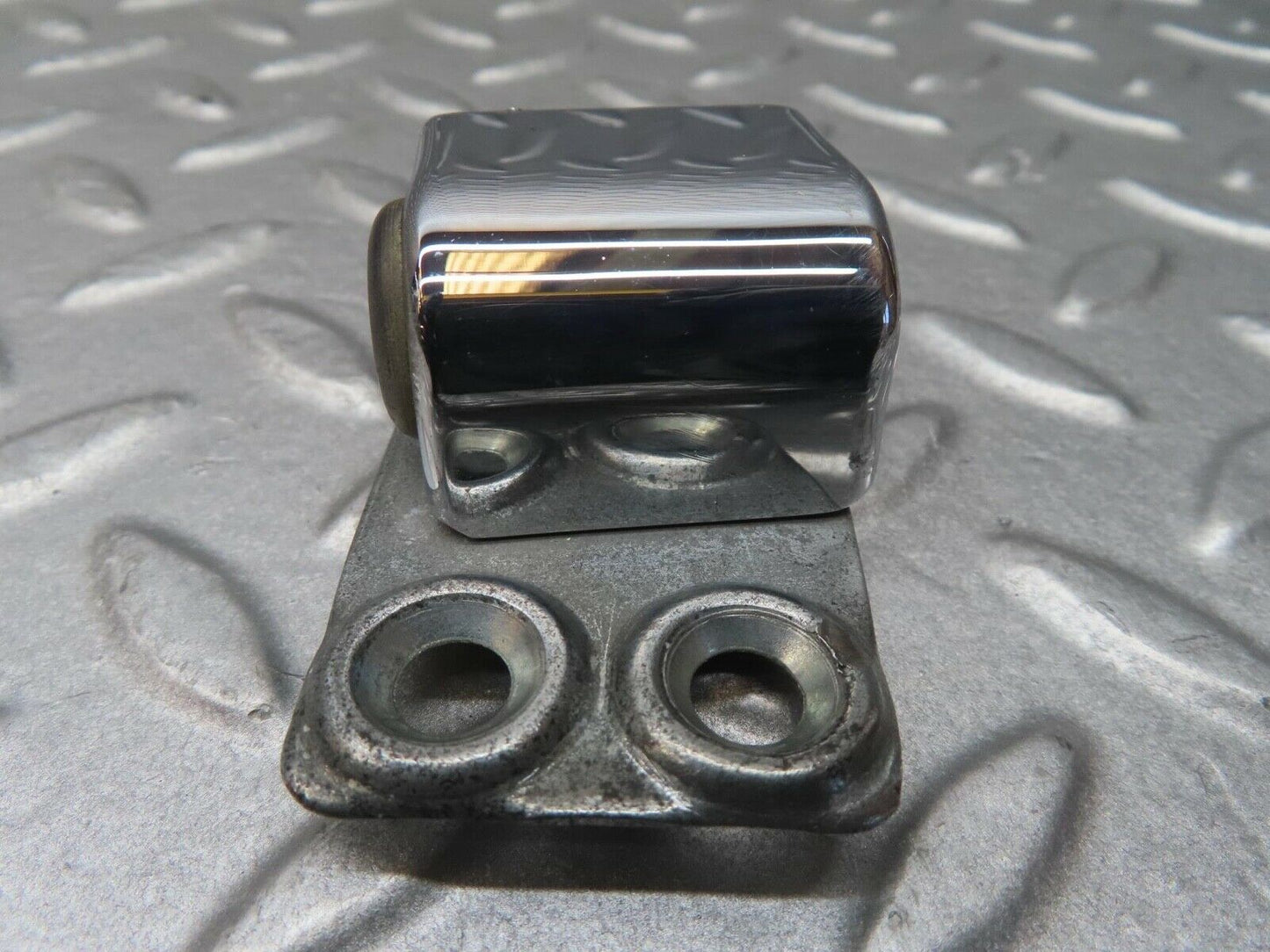 13291 Mercedes-Benz W111 220S Door Lock Latch Right Side