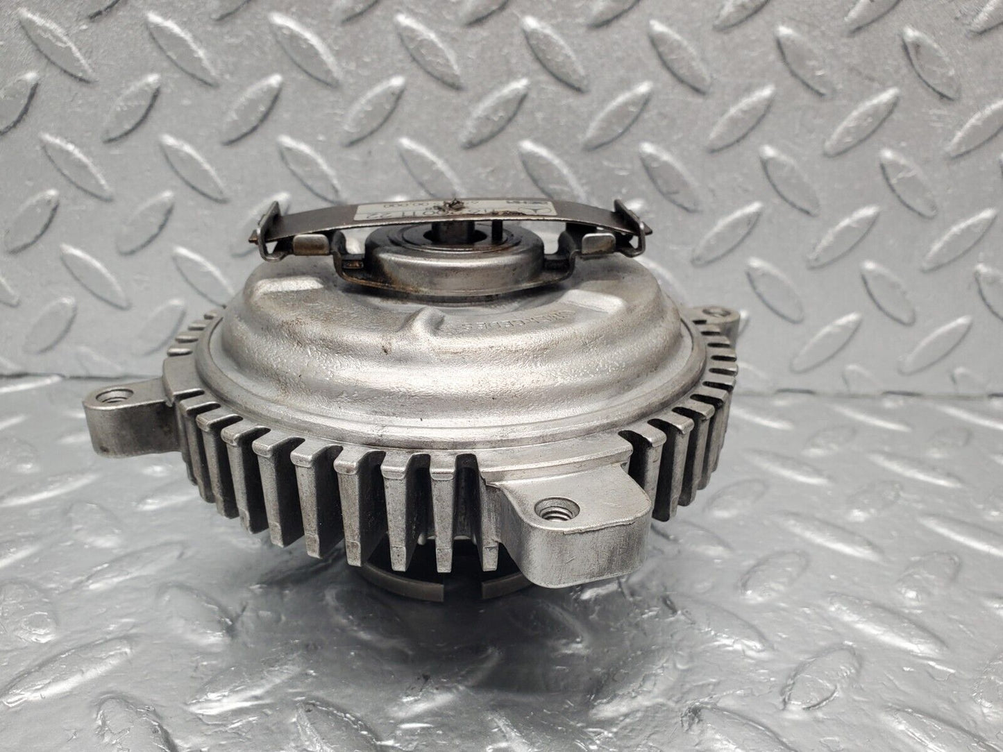 46030 Mercedes-Benz W126 420SE Engine Cooling Fan Clutch 1162001122