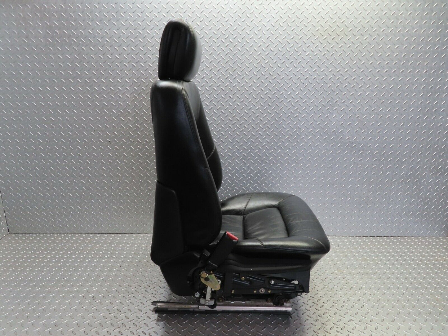 19411 Mercedes-Benz C140 CL420 Coupe Front Left Seat Black Leather