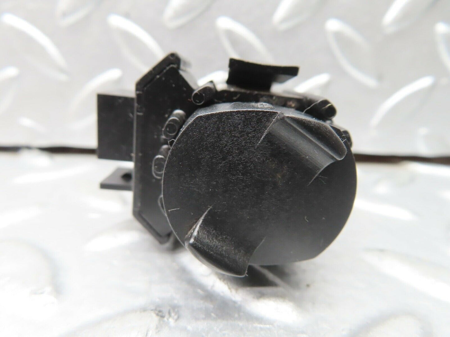 21595 Mercedes-Benz W126 300SE Kick Down Switch 0025452214