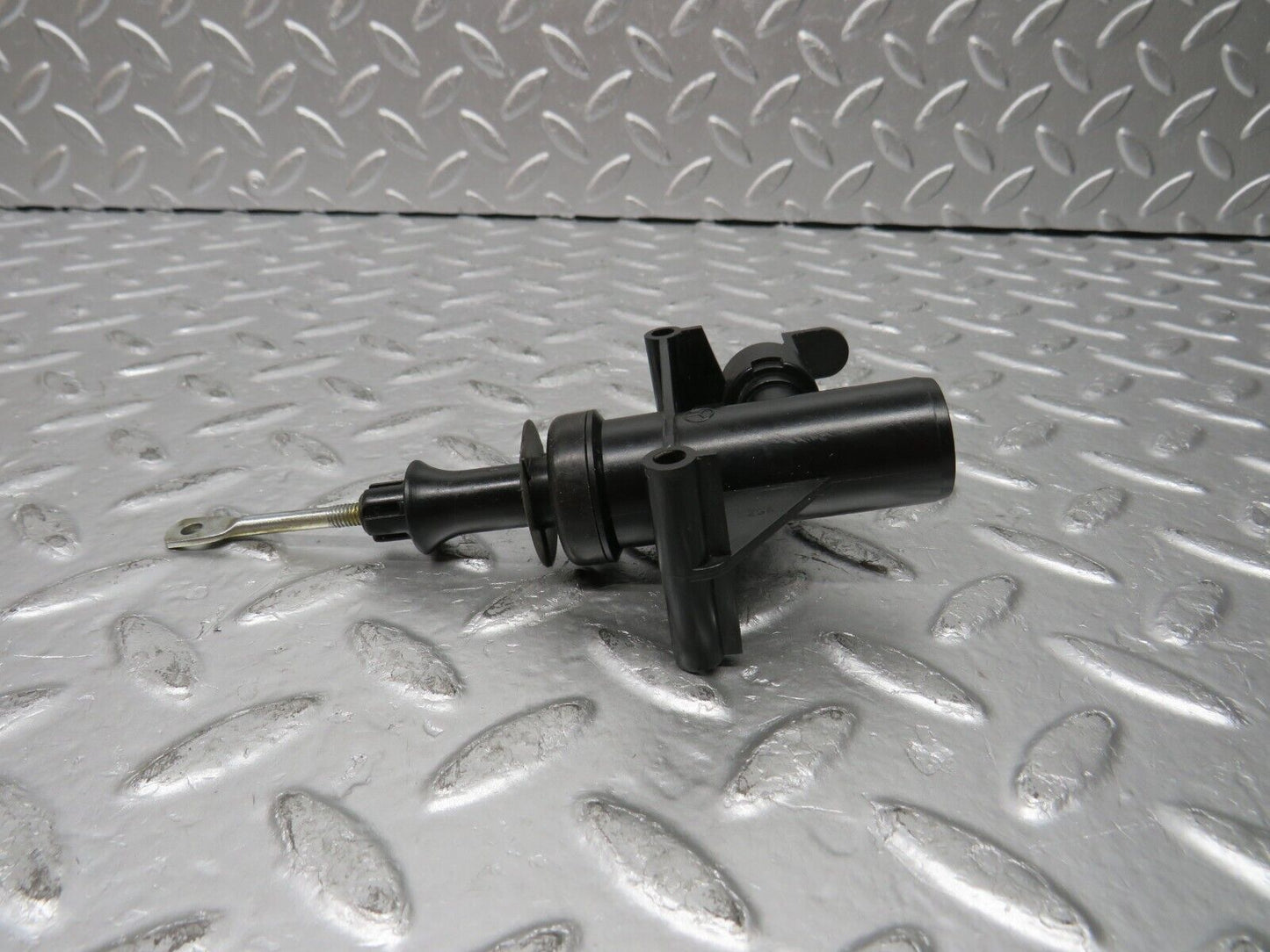 30875 Mercedes-Benz W201 190E Door Lock Vacuum Actuator Front Right
