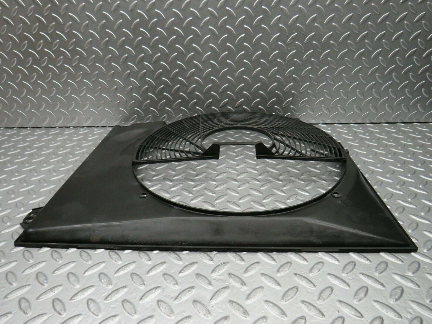 22495 Mercedes-Benz C124 E220 Coupe Fan Shroud 1245053655