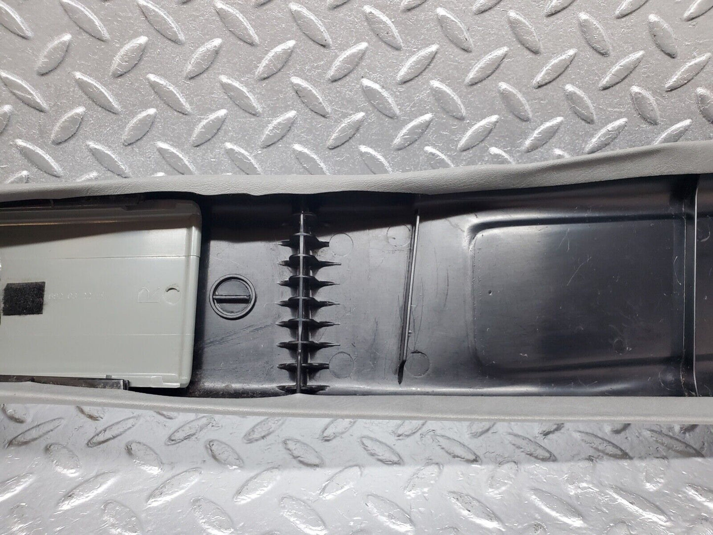 44579 Mercedes-Benz W124 220E B Pillar Cover Right Side Grey 1246923689