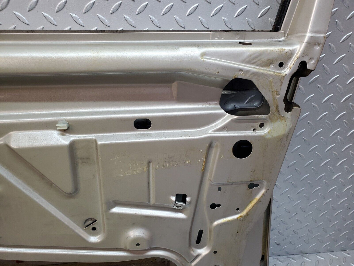 45991 Mercedes-Benz W126 420SE Front Right Door