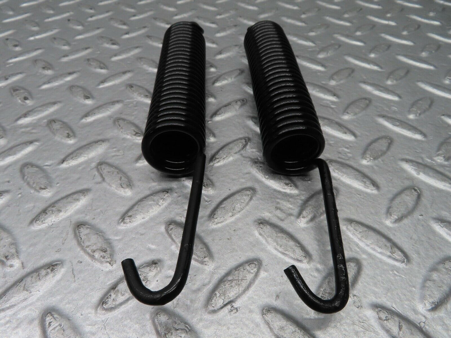 20889 Mercedes-Benz W114 250CE Coupe Bonnet Hinge Spring Pair