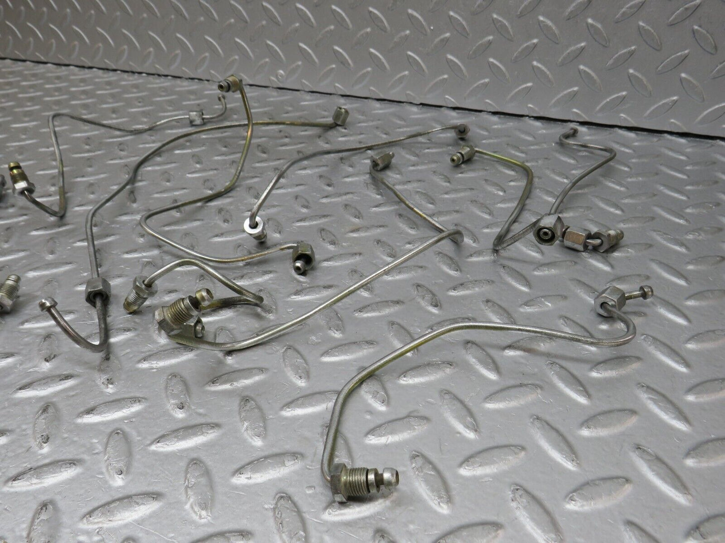 36297 Mercedes-Benz W126 420SE Fuel Line Pipe Set
