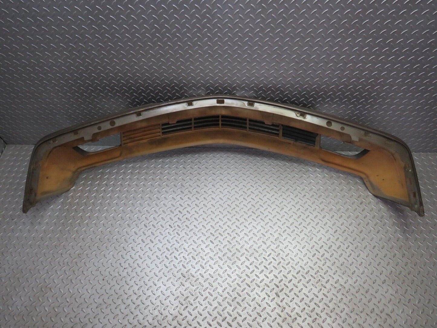 34462 Mercedes-Benz C126 380SEC Coupe Front Bumper 1268850025 1268850126