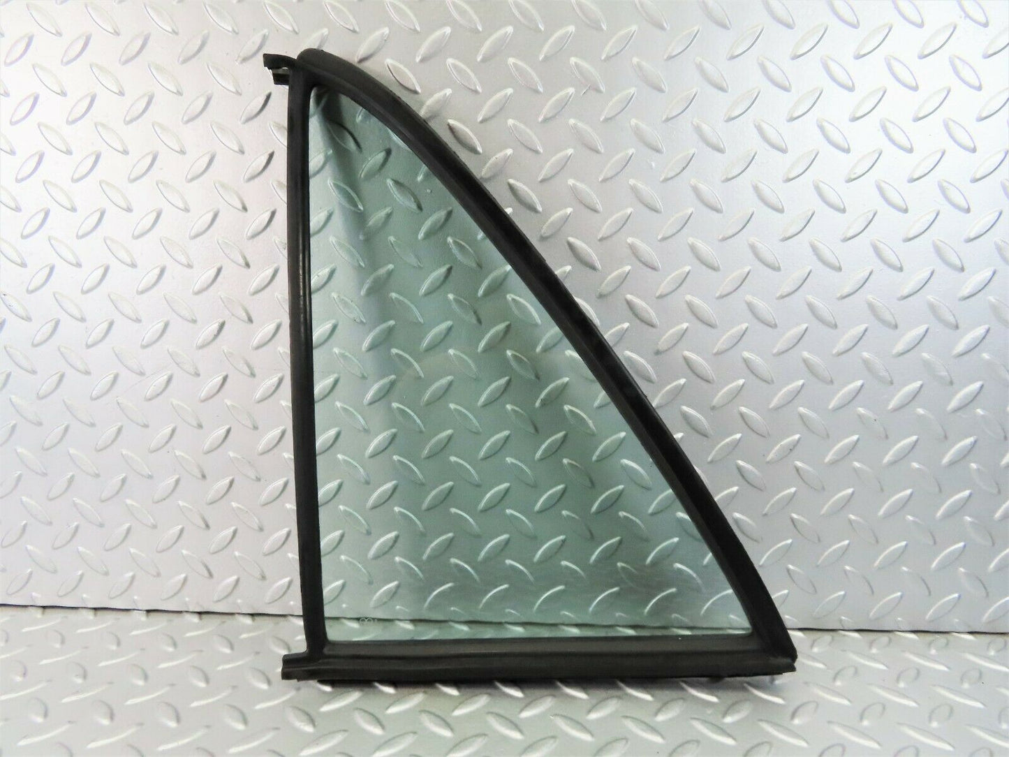 7258 Mercedes-Benz W116 450SE Rear Left Quarter Window