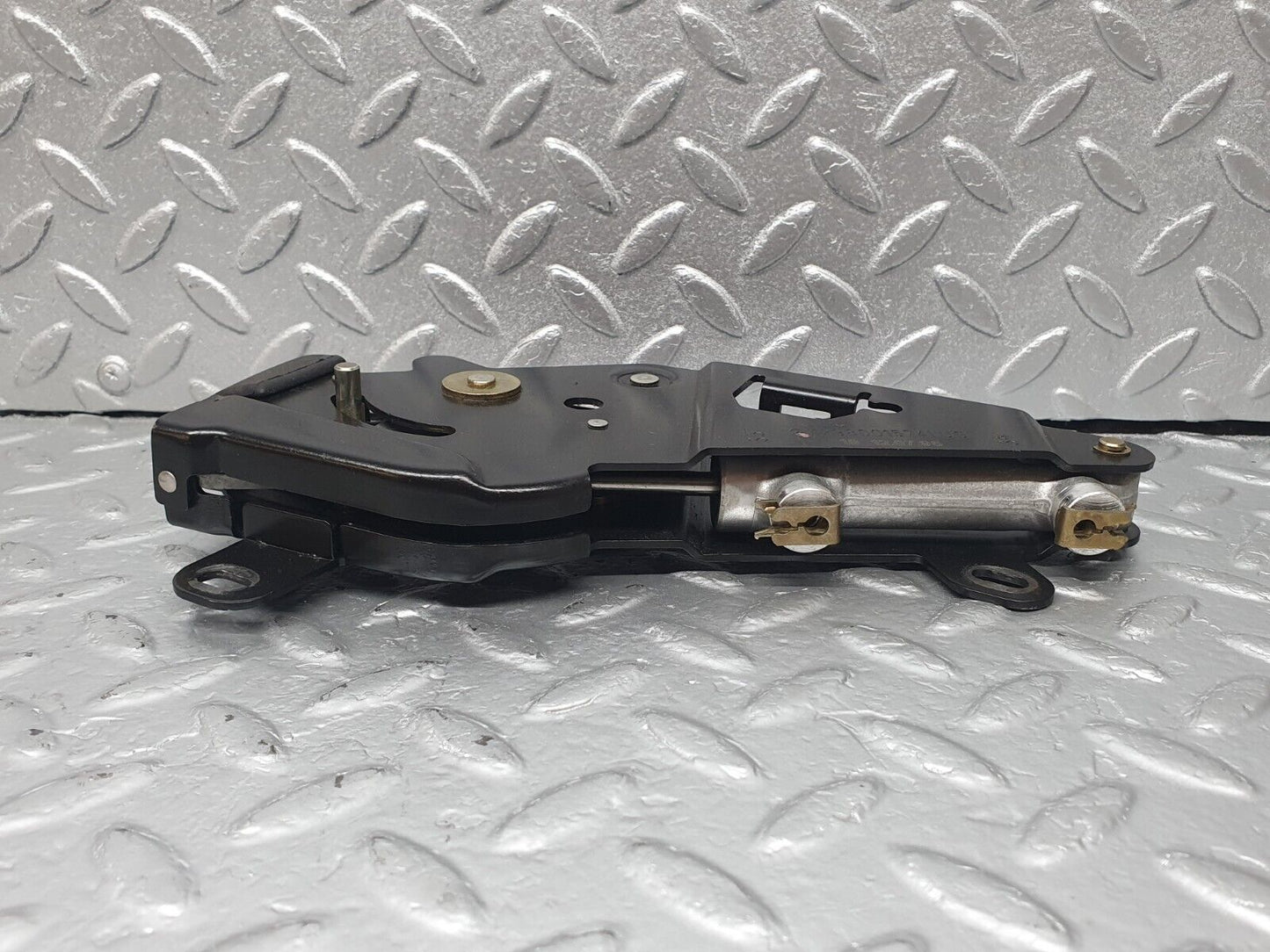 42484 Mercedes-Benz R129 320SL Coupe Roof Lock Left Side 1298001574