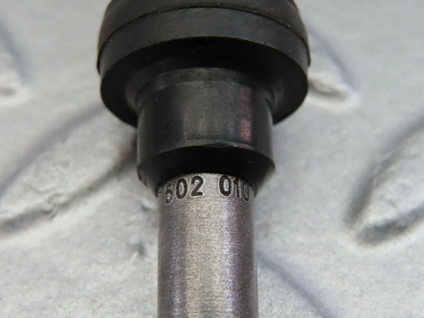 9800 Mercedes-Benz C123 280CE Coupe Fuel Injector Bosch 0437502010