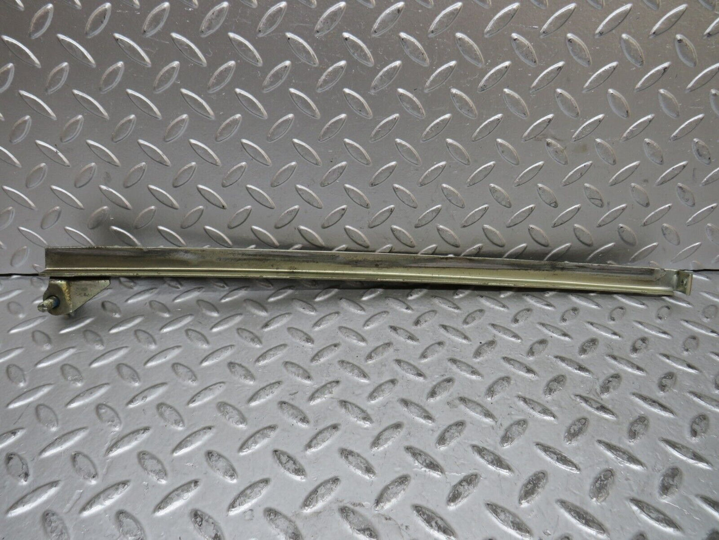 29193 Mercedes-Benz C124 320CE Coupe Right Door Window Channel