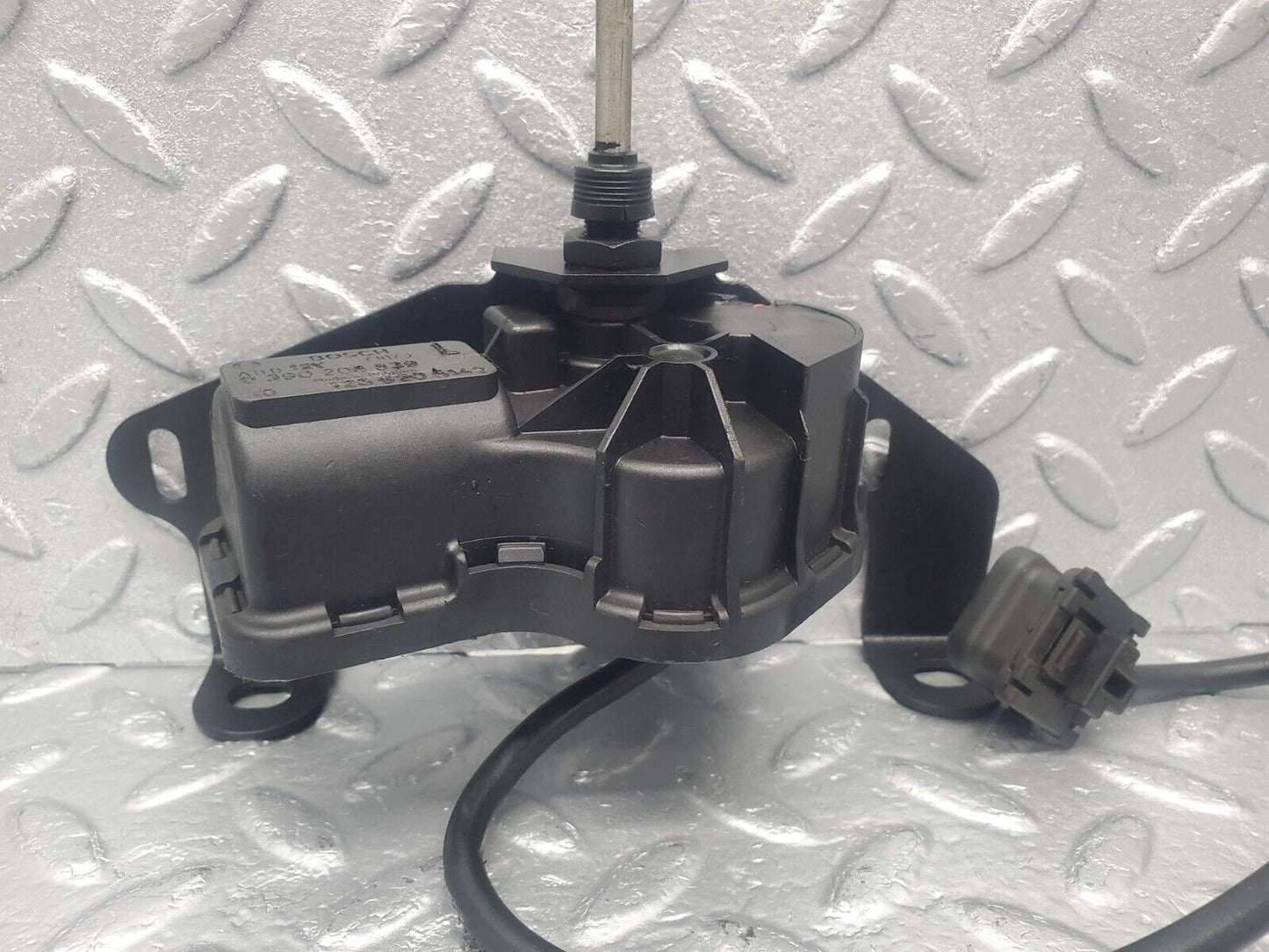 46035 Mercedes-Benz W126 420SE Headlight Wiper Motor Bosch Left 1268205142 0390206839