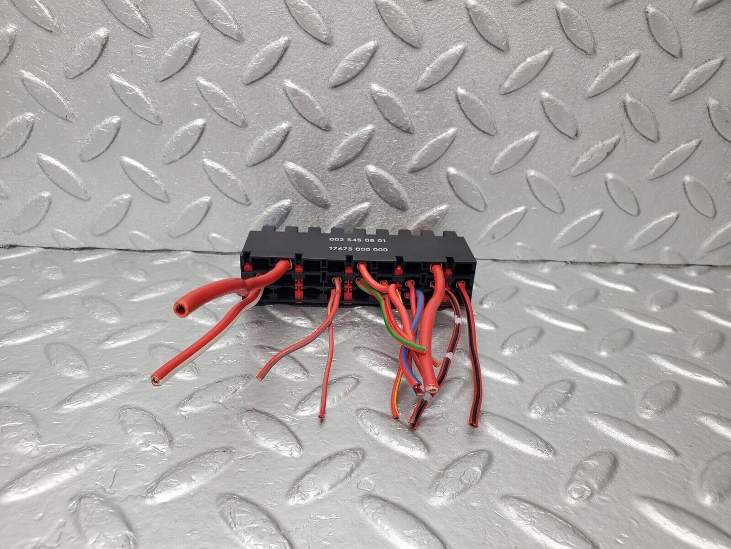 46908 Mercedes-Benz R129 320SL Coupe Fuse Box 0025450801