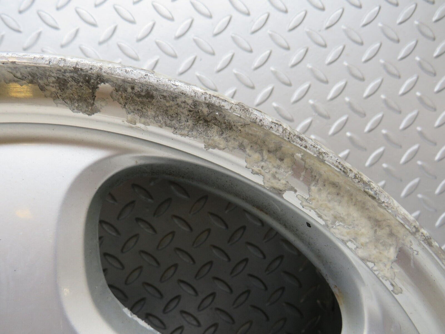 35086 Mercedes-Benz Alloy Wheel Set 7.5Jx16H2 ET41 2104011302
