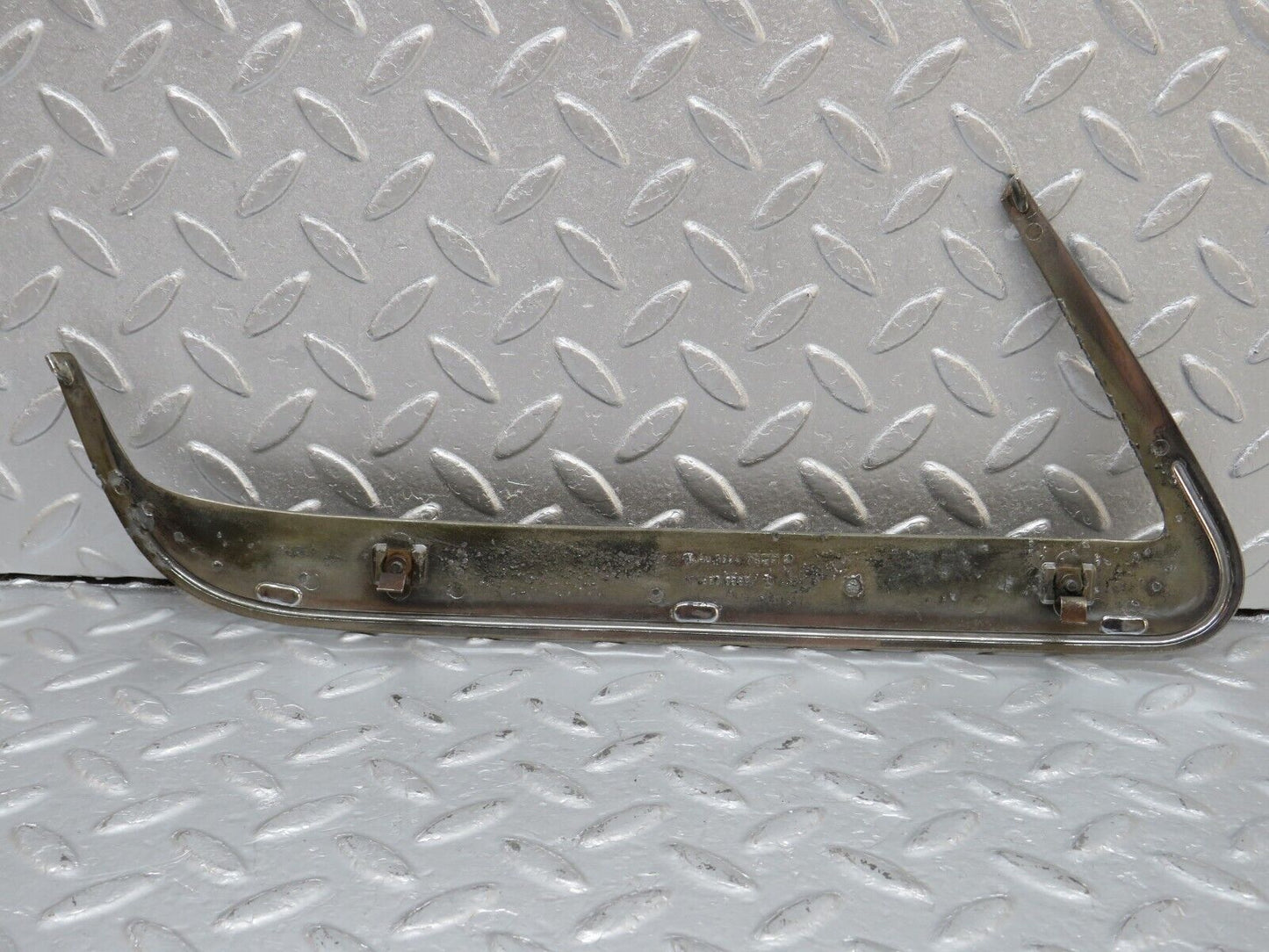 40225 Mercedes-Benz W110 230 C Pillar Chrome Trim Left Side 1116900389
