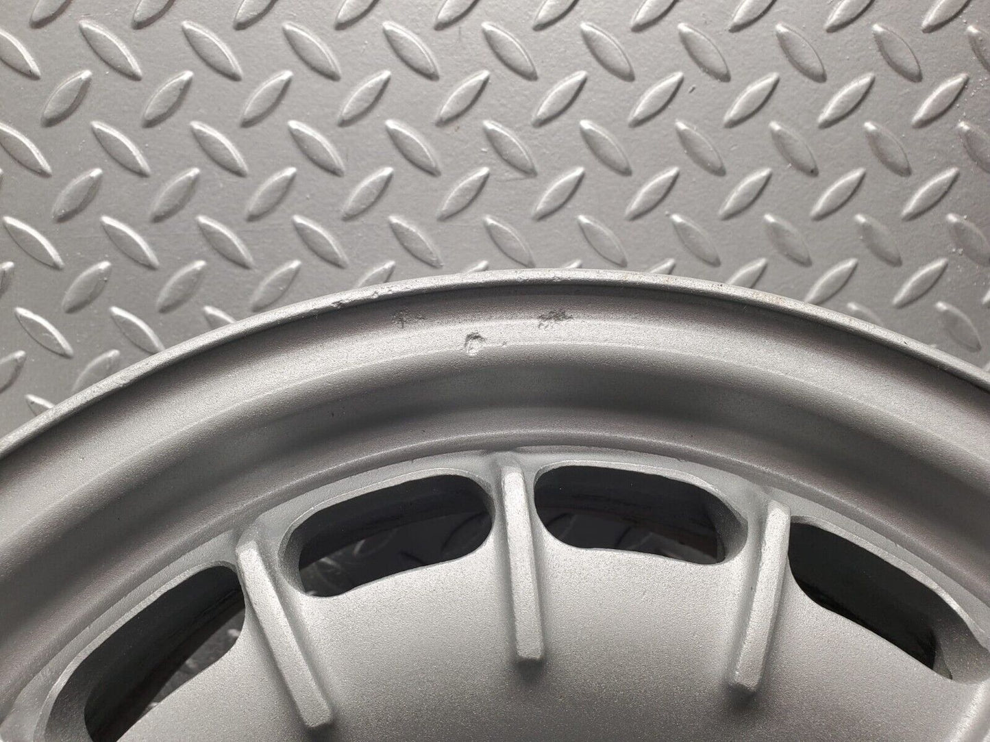 46812 Mercedes-Benz Alloy Wheel Set Mexican Hat 6Jx14H2 ET30 1084000902