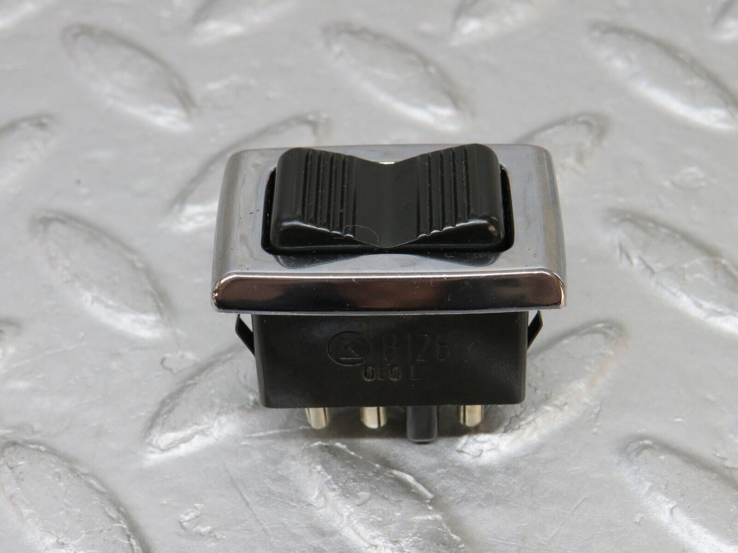 37458 Mercedes-Benz W109 300SEL Electric Window Switch 8126