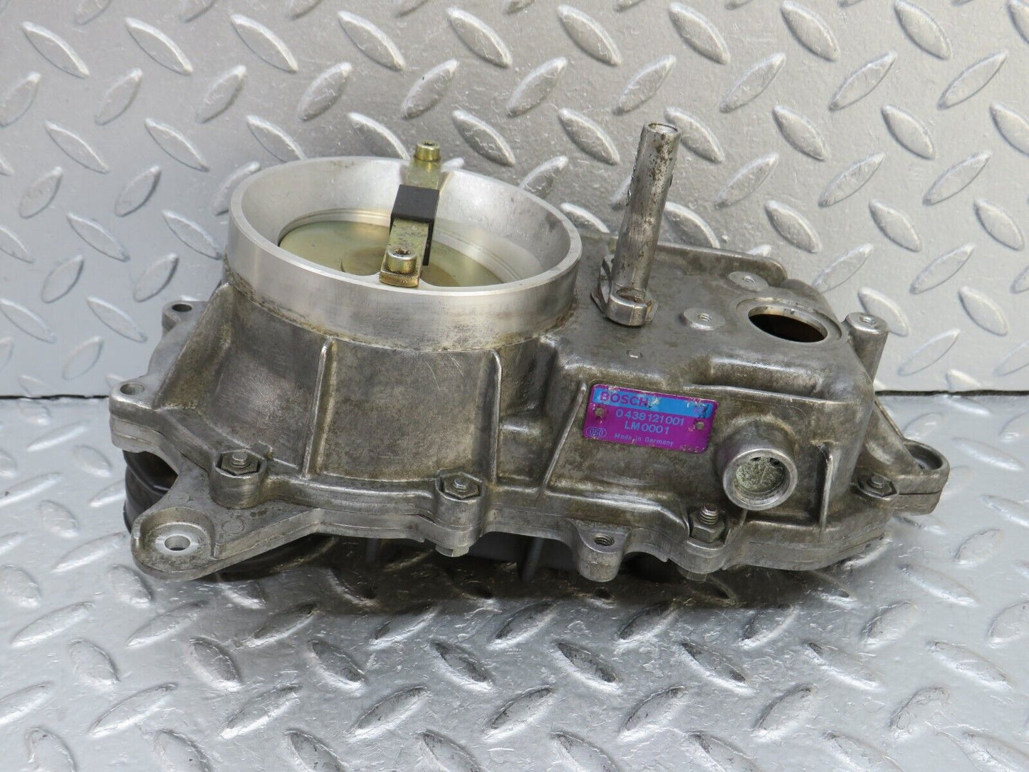 36667 Mercedes-Benz W201 190E 2.0L Air Flow Mass Sensor Bosch 0438121001 1021410990