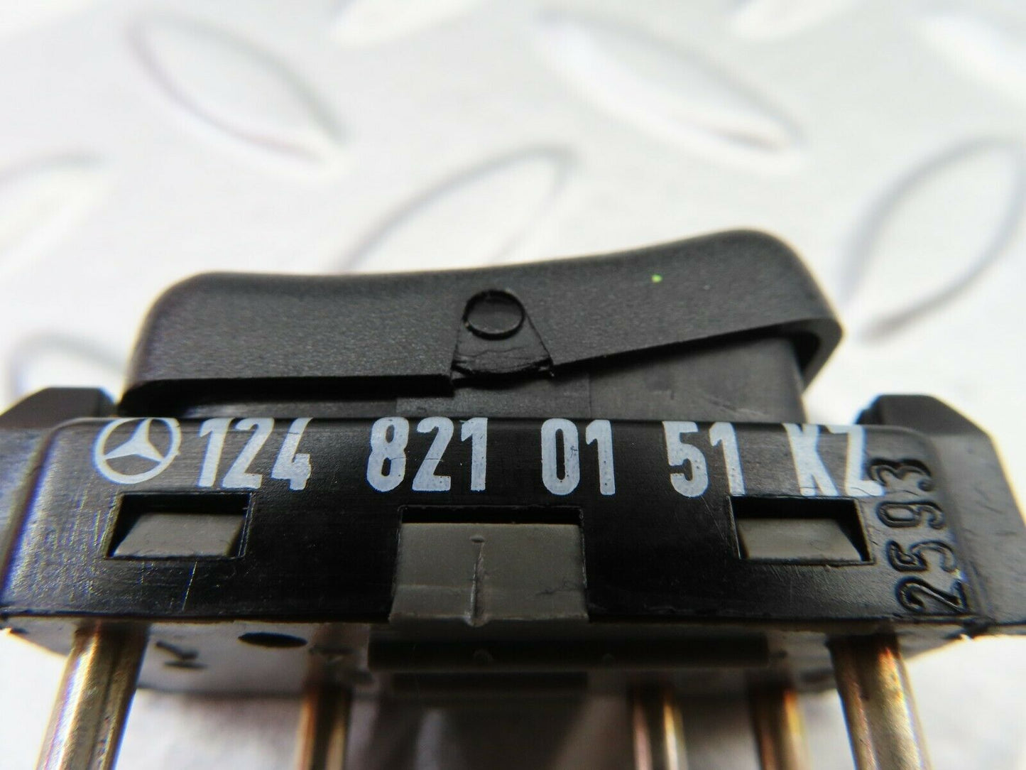6469 Mercedes-Benz S124 E220 Wagon Windscreen Wiper Switch 1248210151