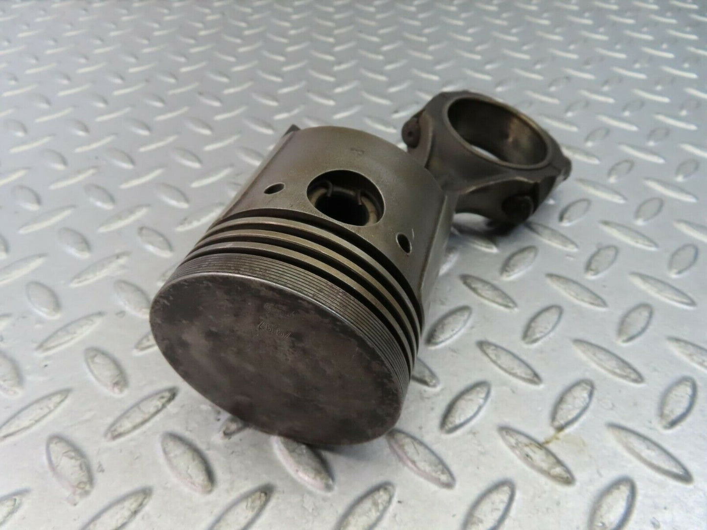 9198 Mercedes-Benz W111 Piston With Connecting Rod 79.97 mm