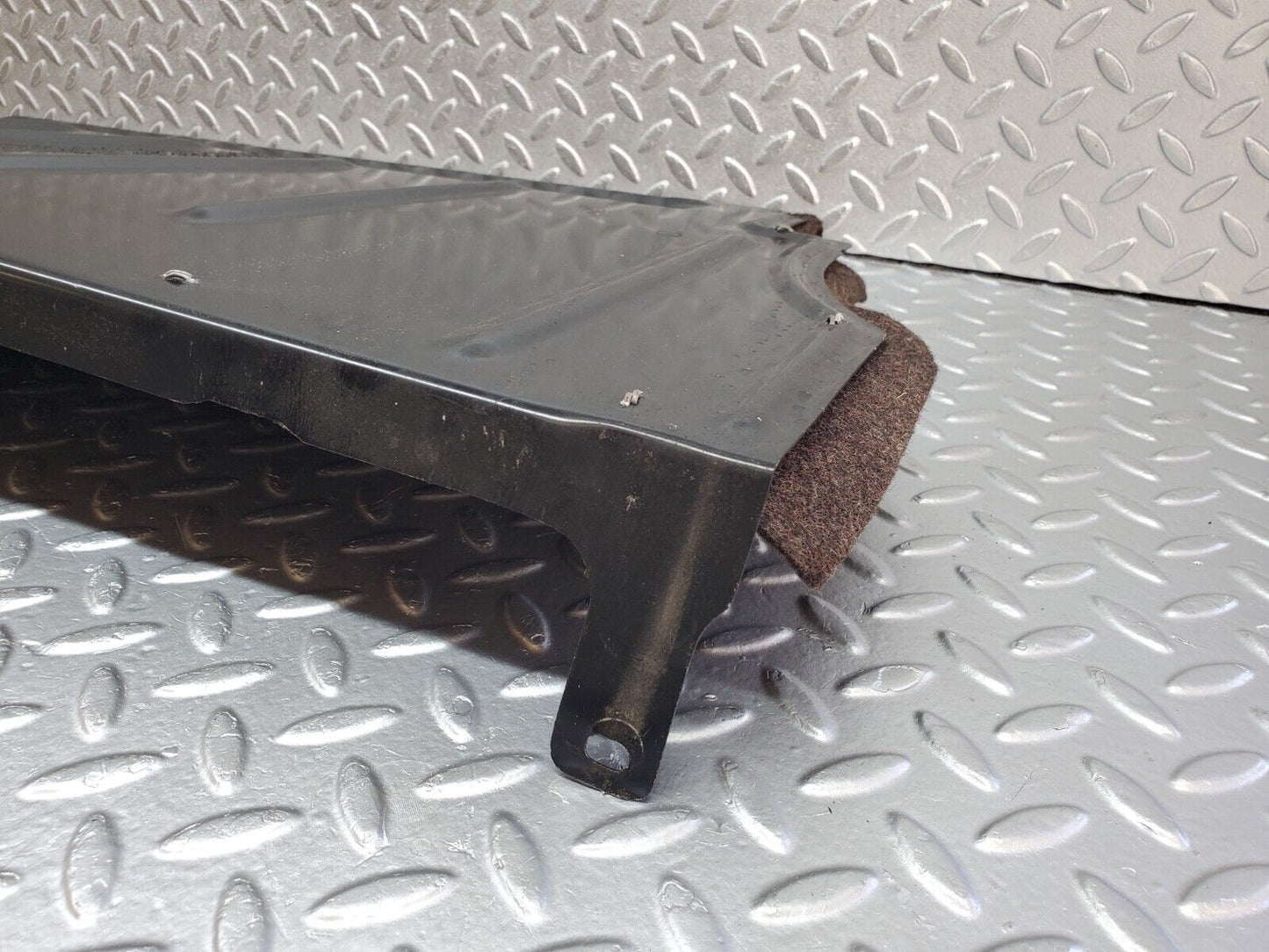 45699 Mercedes-Benz W126 420SE Fuel Tank Cover Plate