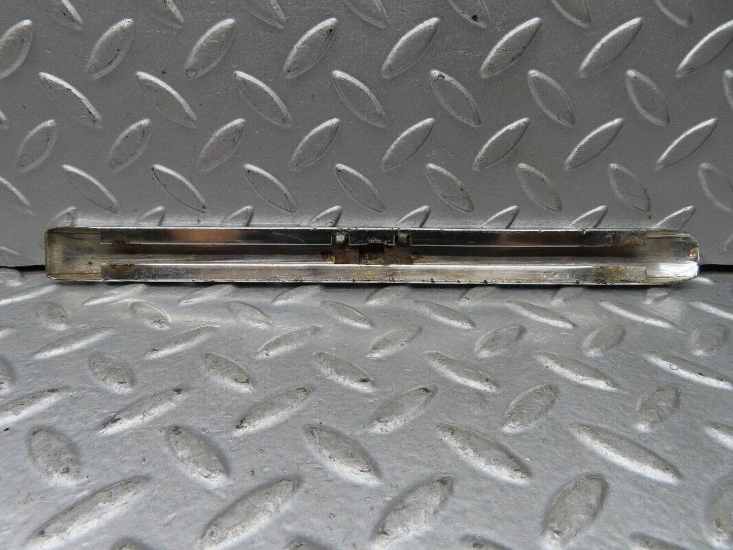 19019 Mercedes-Benz W120 W121 Ponton Front Fender Wing Lower Chrome Moulding Trim