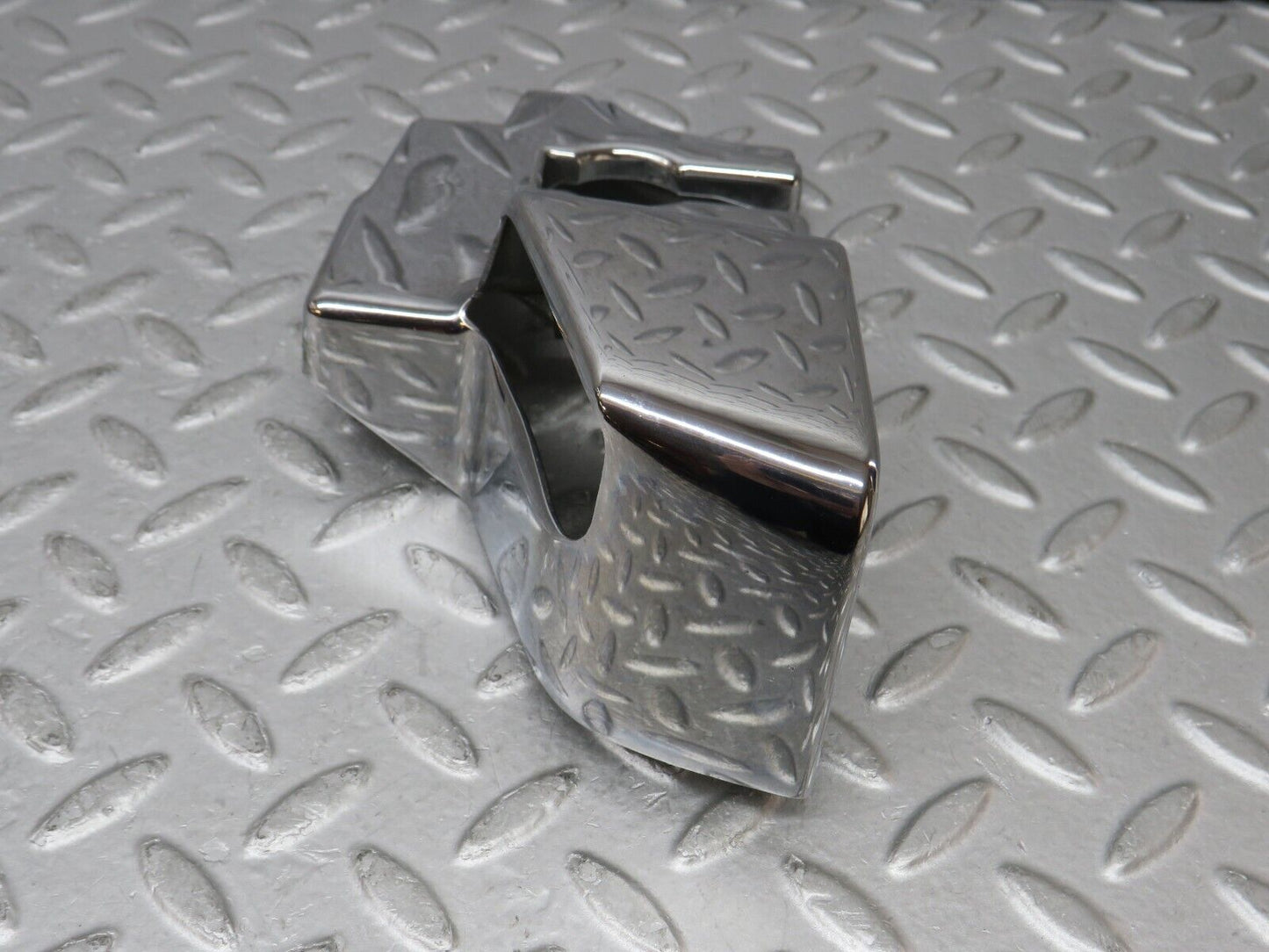 35666 Mercedes-Benz R107 280SL Coupe B Pillar Chrome Cover Right 1076930435