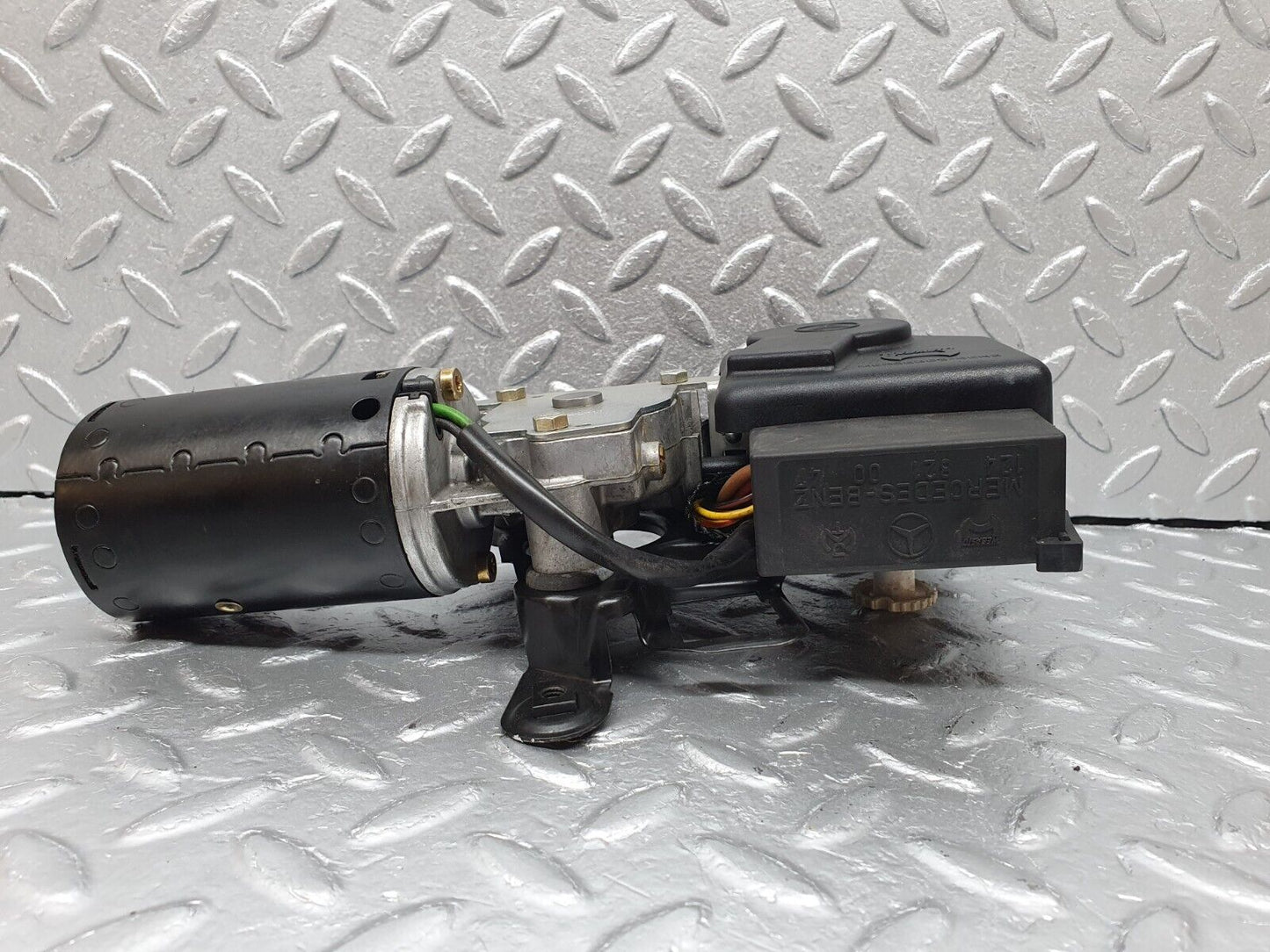 41540 Mercedes-Benz W124 200E Sunroof Motor Webasto With Relay 1248210047 0390251693