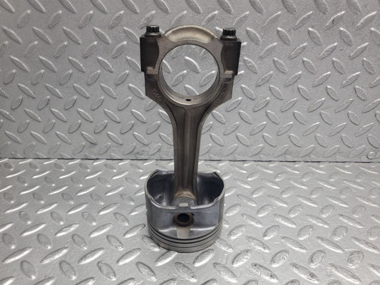 W124 Wagon piston with connecting rod used OEM
