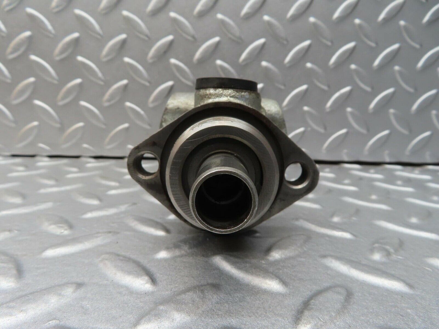 14282 Mercedes-Benz W116 350SE Brake Master Cylinder