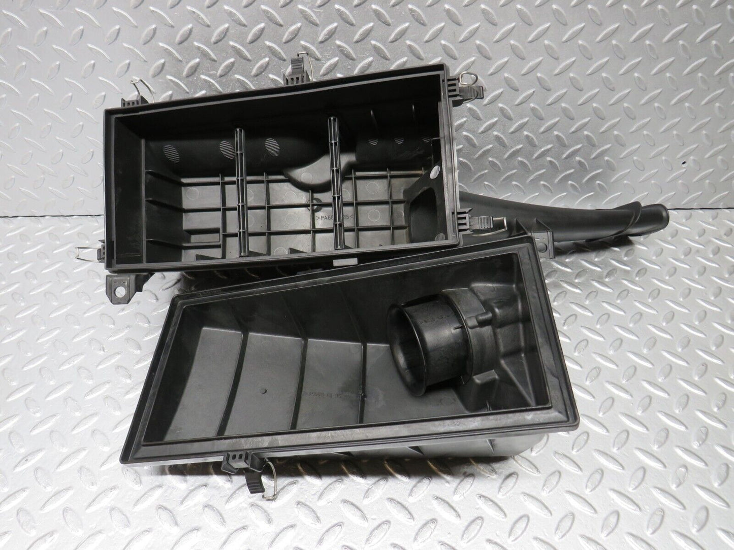 38442 Mercedes-Benz R129 280SL Air Filter Box Housing 0030947304 1040900501