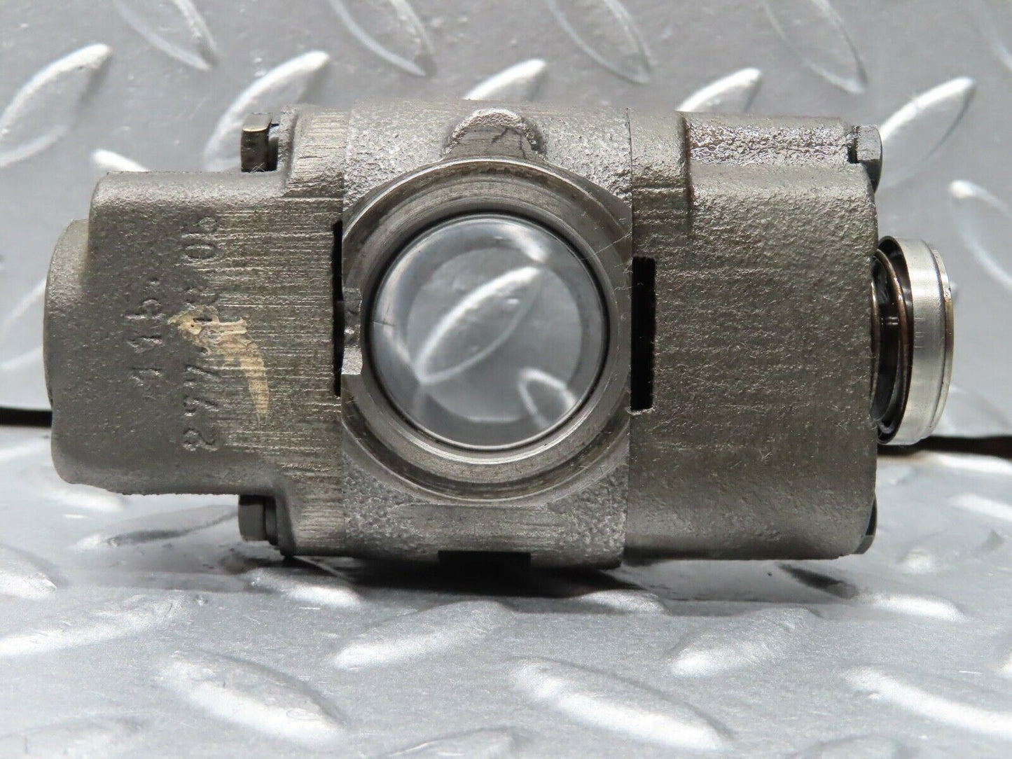 19774 Mercedes-Benz R107 450SL Automatic Gearbox Governor 1092700074