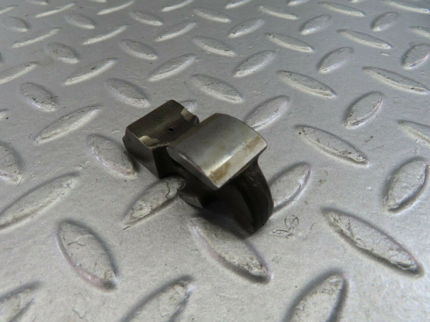 9870 Mercedes-Benz C123 280CE Coupe Valve Rocker Arm