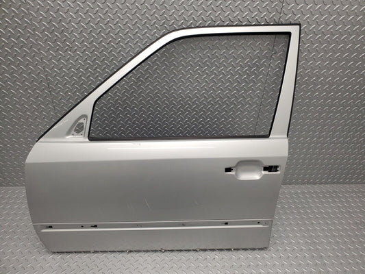 46122 Mercedes-Benz W124 Front Left Door
