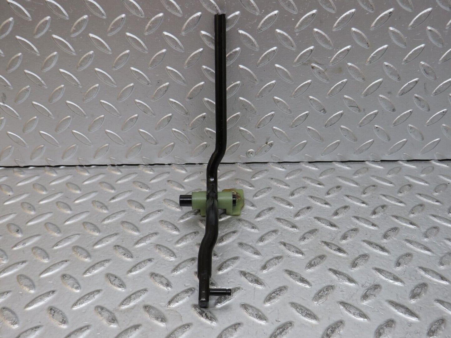 28368 Mercedes-Benz S123 240D Wagon Accelerator Pedal Linkage