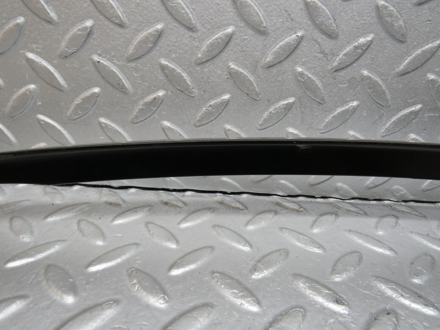 39662 Mercedes-Benz R129 320SL Coupe Left Door Rear Window Channel
