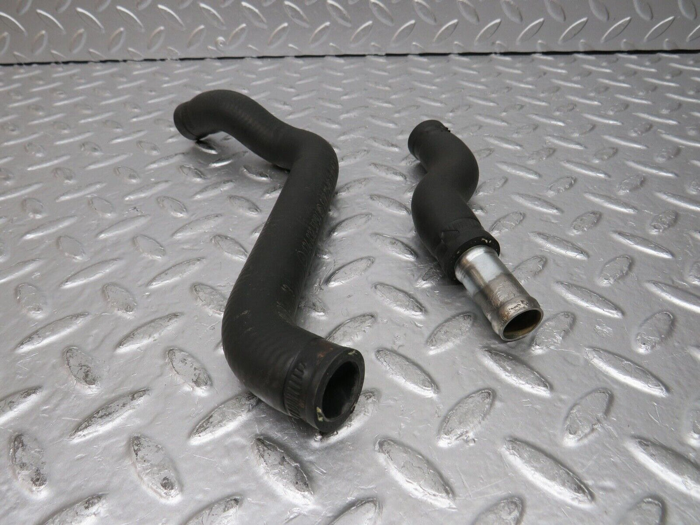 30493 Mercedes-Benz W124 230E Water Cooling Hose Pipe 1248329094