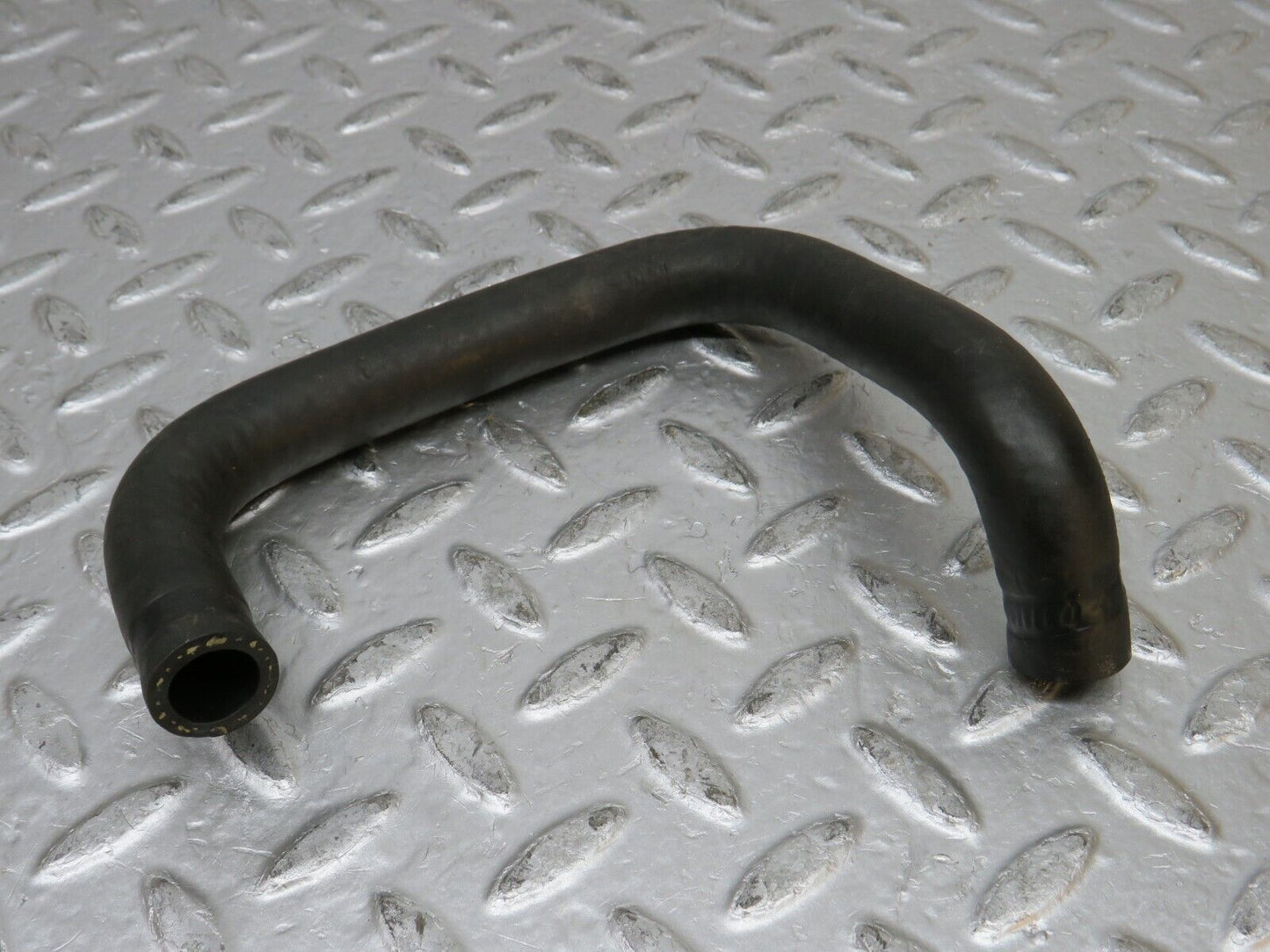 0417 Mercedes-Benz W123 230E Heater Valve Hose 1238320194