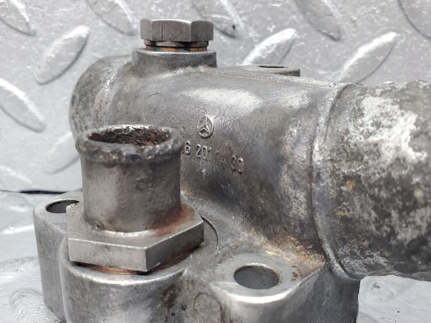 45281 Mercedes-Benz C107 350SLC Coupe Water Pump Flange Pipe Socket 1162011430