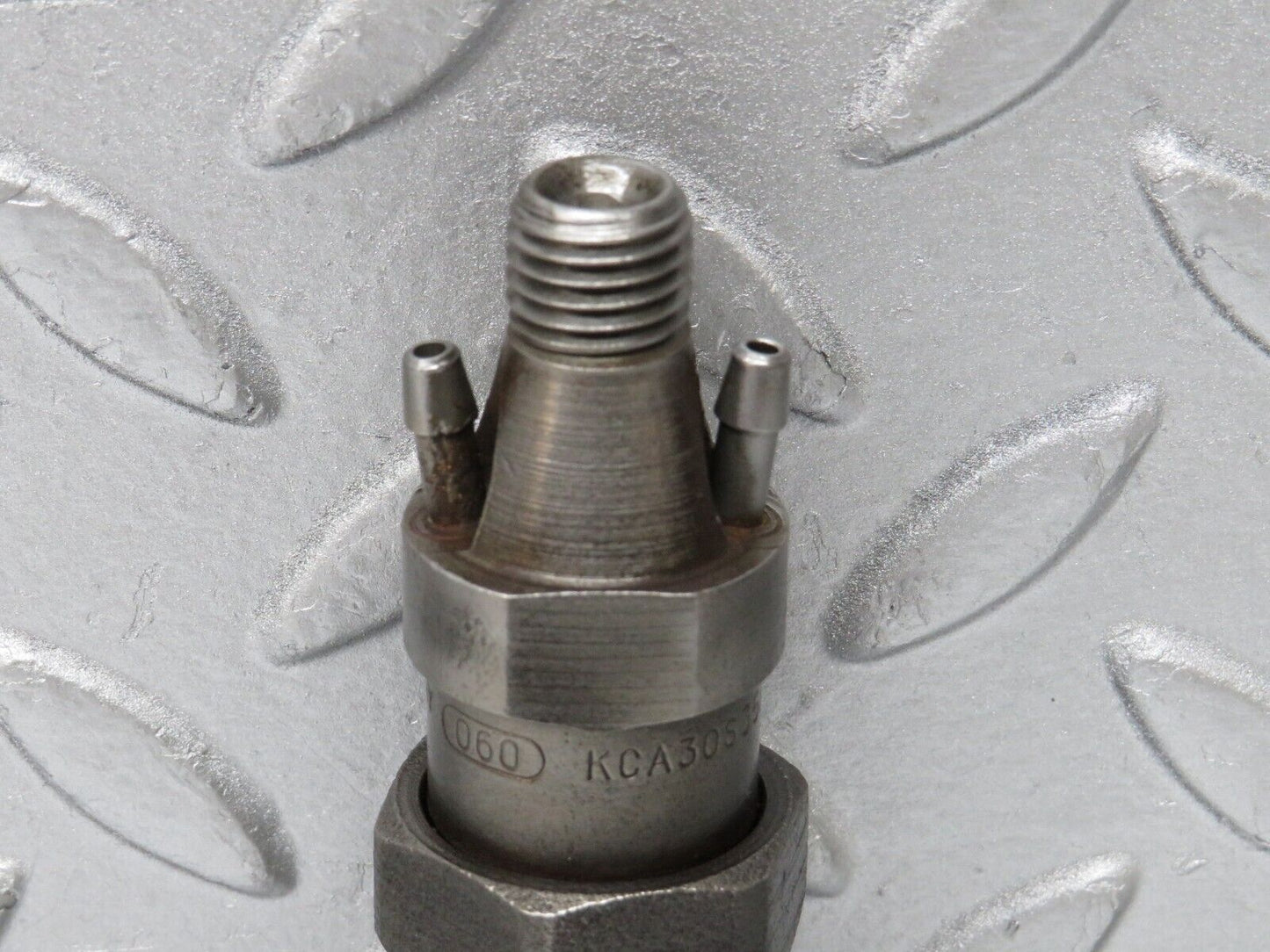 35890 Mercedes-Benz 240D OM616.912 Diesel Fuel Injector Bosch KCA30S35/4