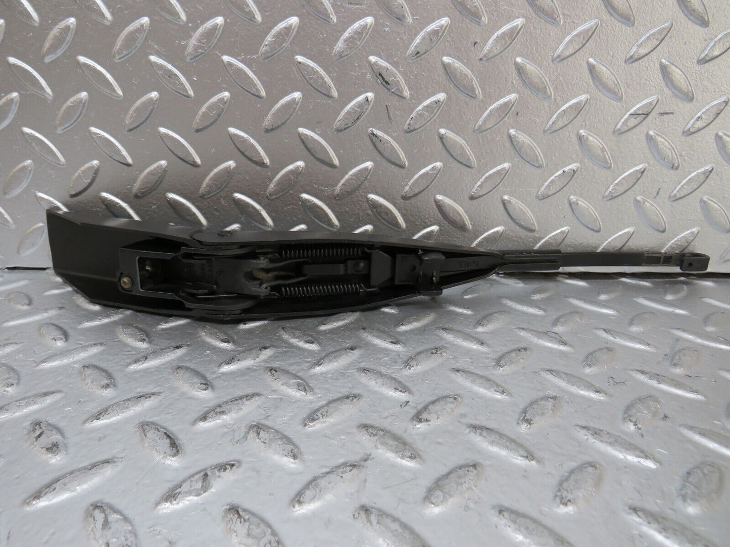 25968 Mercedes-Benz W124 280E Wiper Arm