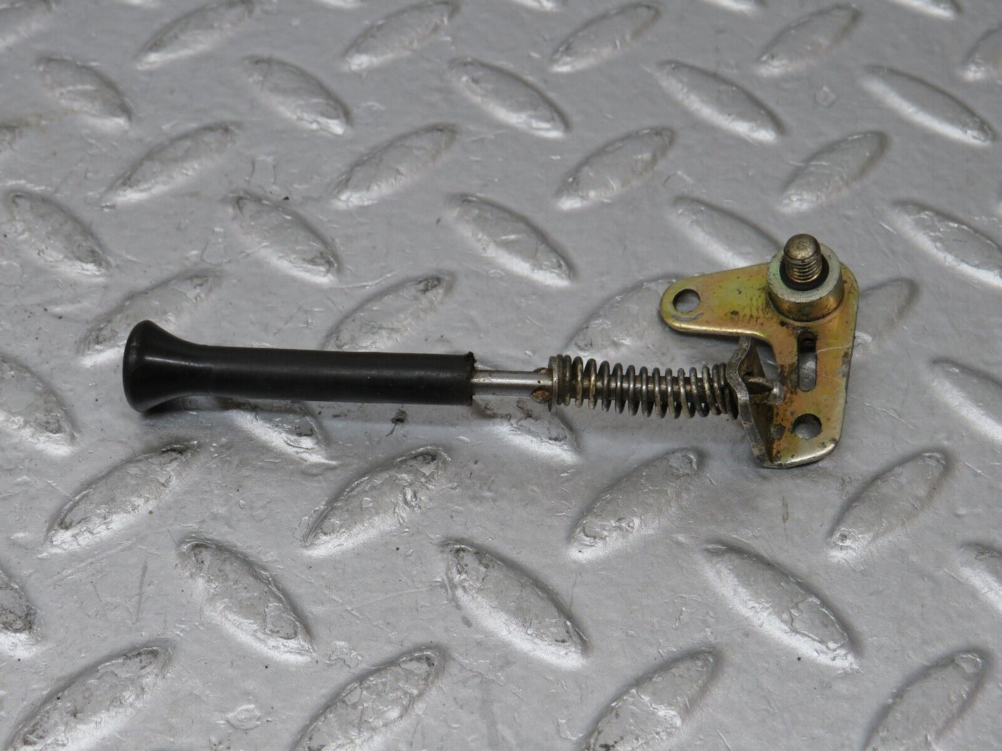35749 Mercedes-Benz W108 Rear Left Door Lock Knob