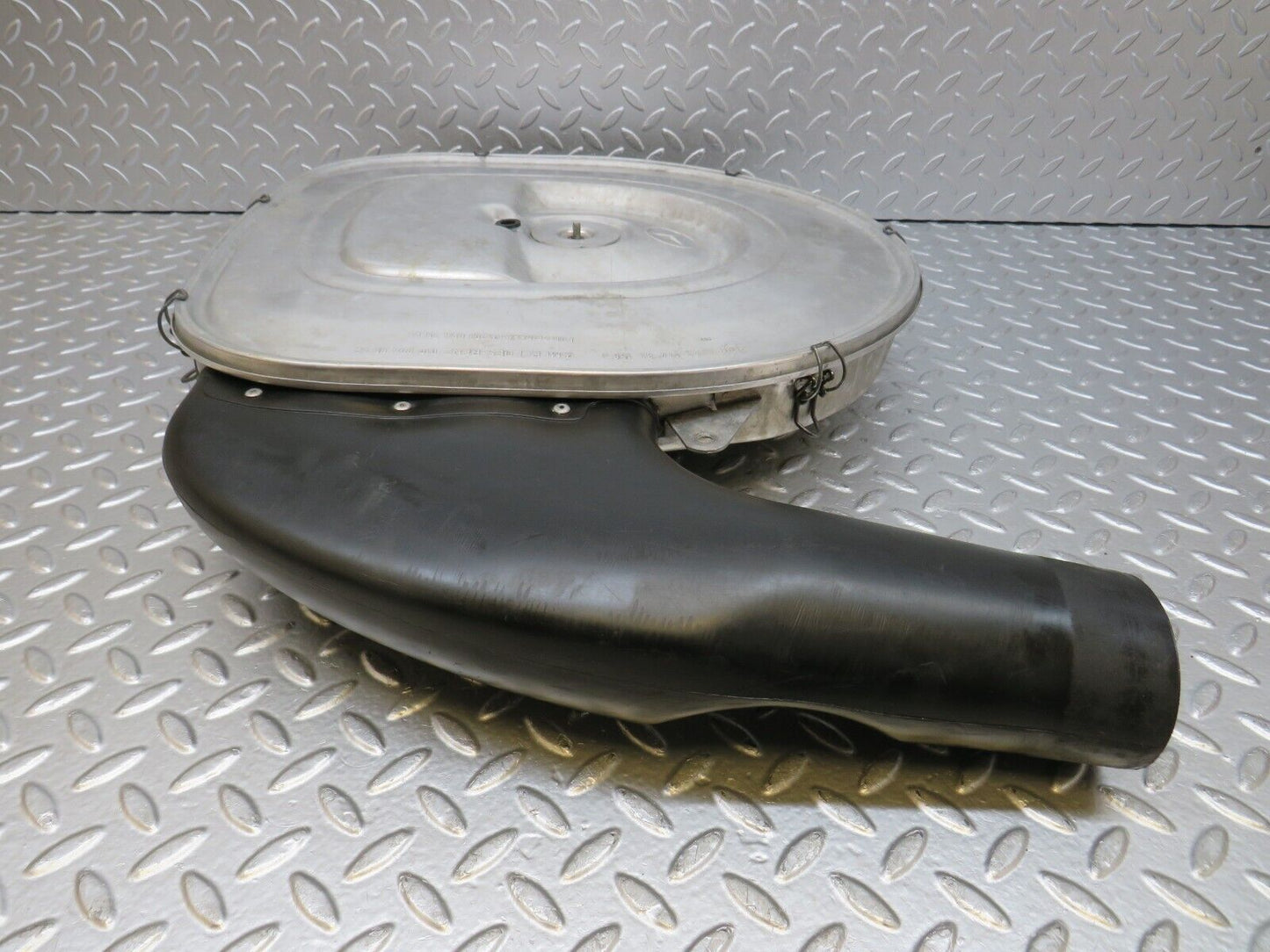 34285 Mercedes-Benz C126 380SEC Coupe Aluminium Air Filter Box Housing  0100948602
