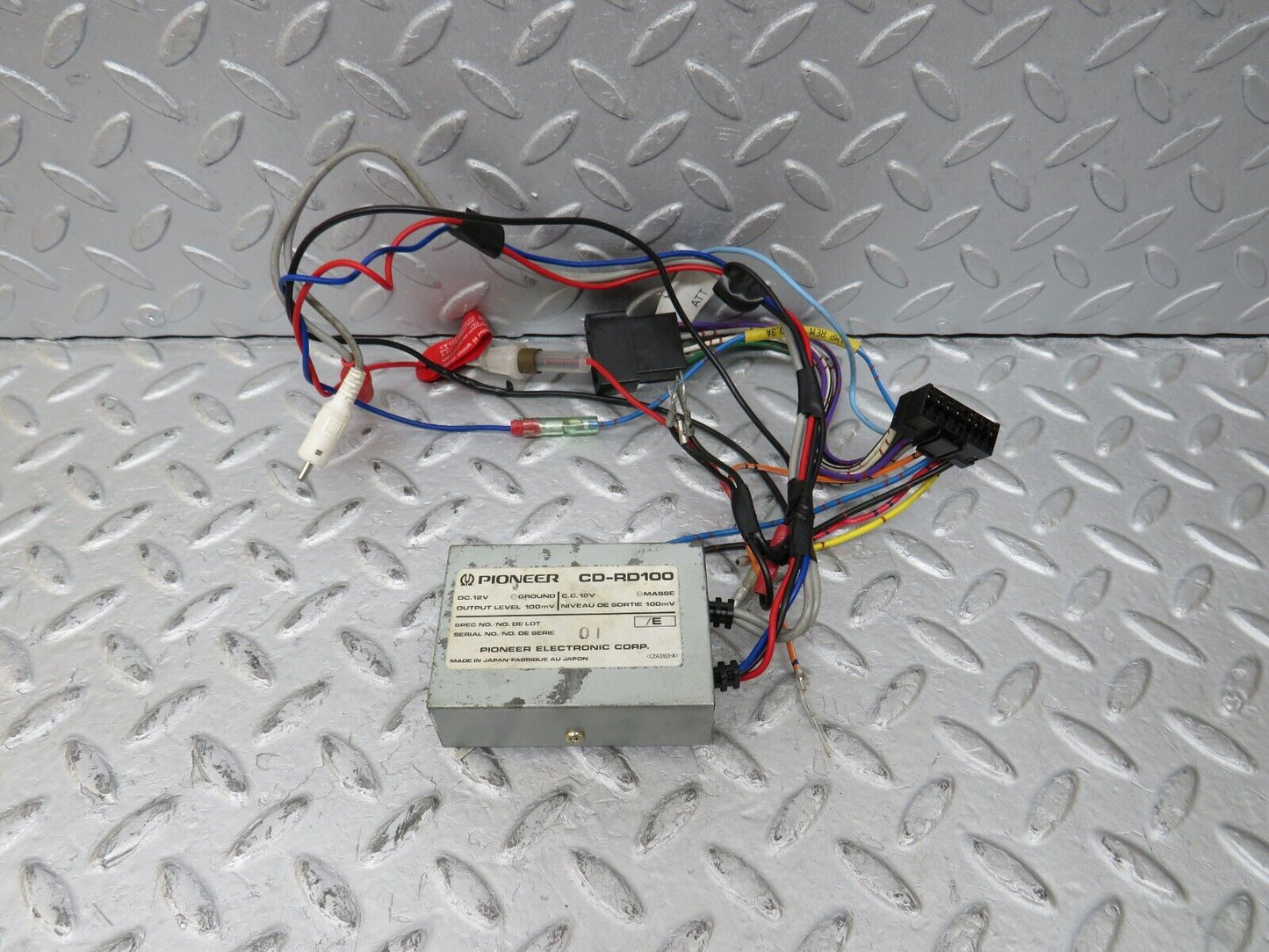 36509 Mercedes-Benz W201 190E 2.0L Radio Audio Adapter Converter PIONEER CD-RD100