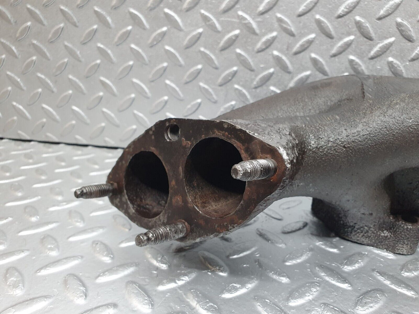 44221 Mercedes-Benz C123 230CE Coupe Exhaust Manifold 1021422301